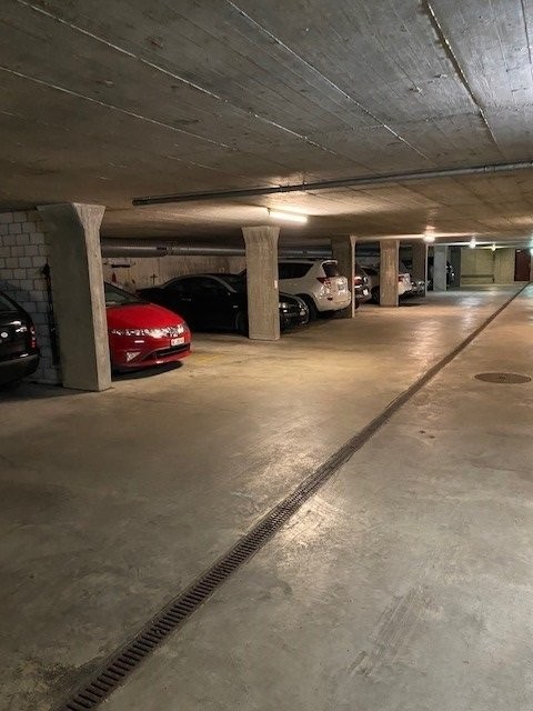 Emplacement de parking souterrain