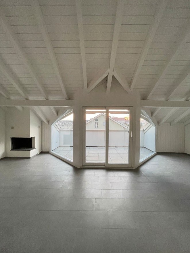 Appartement en attique de 3 ½ pièces, photo 2 sur 10