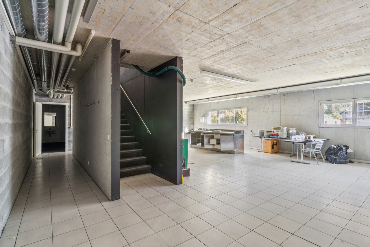 622m² commercial, photo 6 sur 6