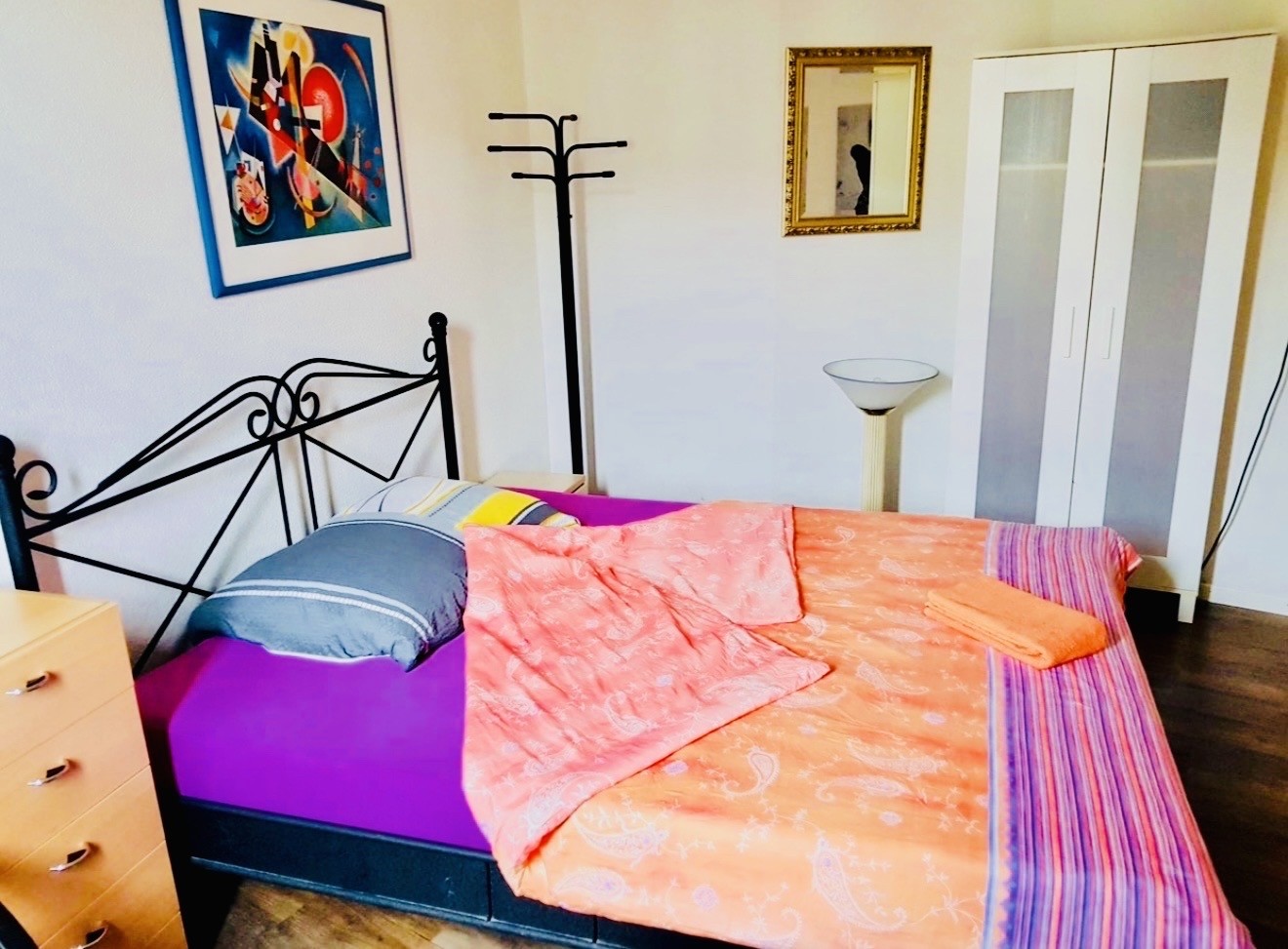 Chambre en colocation, photo 1 sur 5