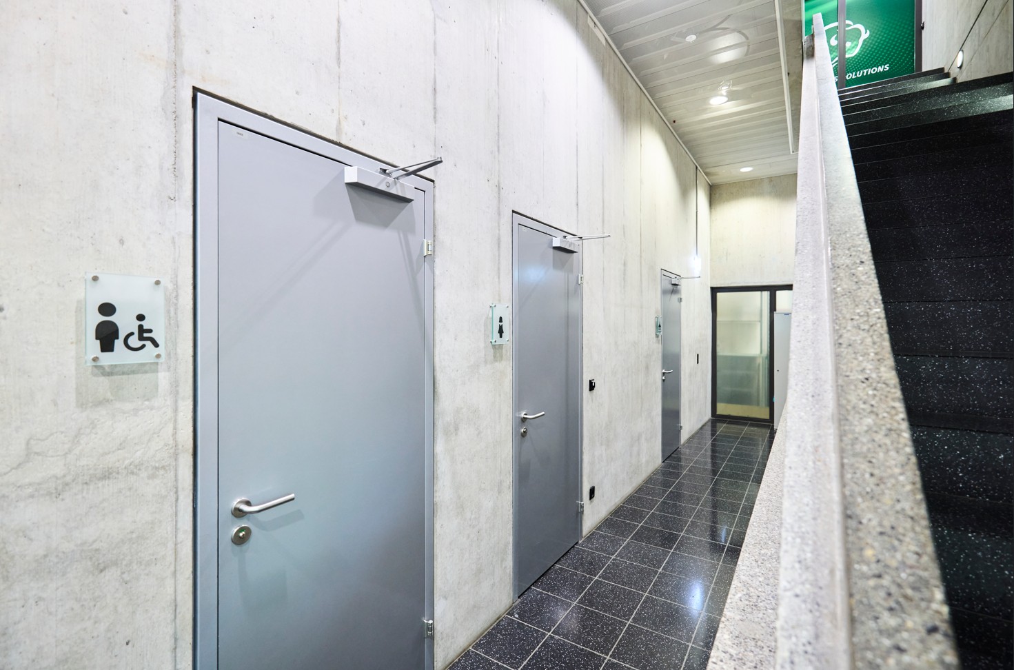 3974m² office