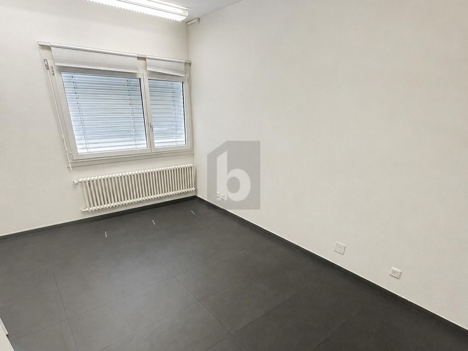 Magasin de 67m²