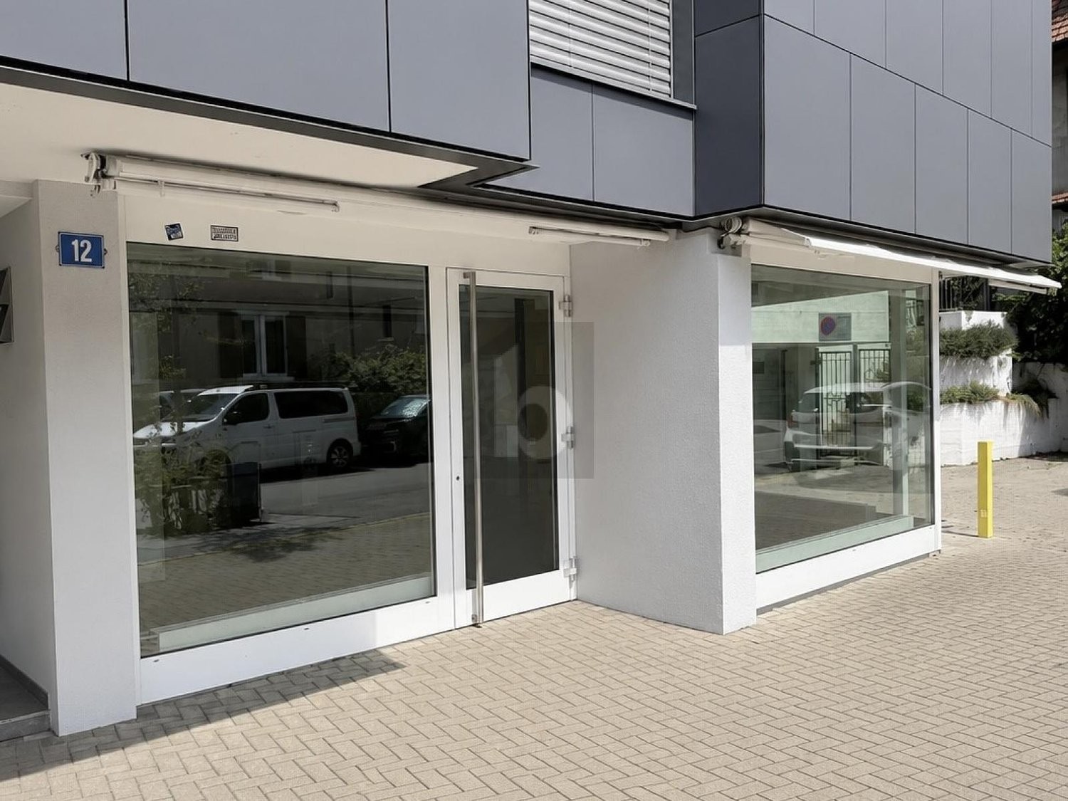 Magasin de 67m²