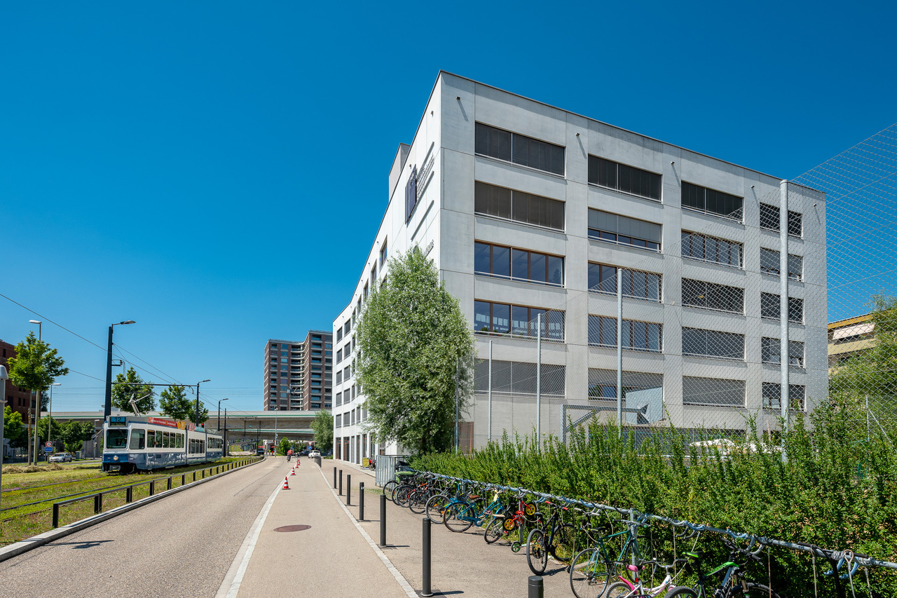 912m² bureau, photo 2 sur 9