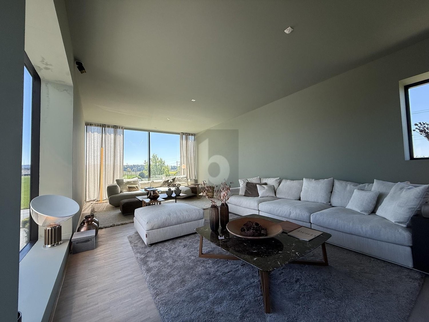 80m² de bureau, photo 2 sur 3