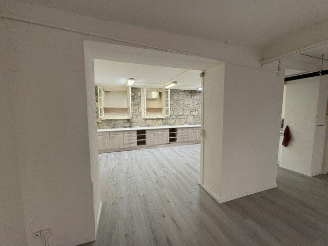 64m² bureau, photo 3 sur 7