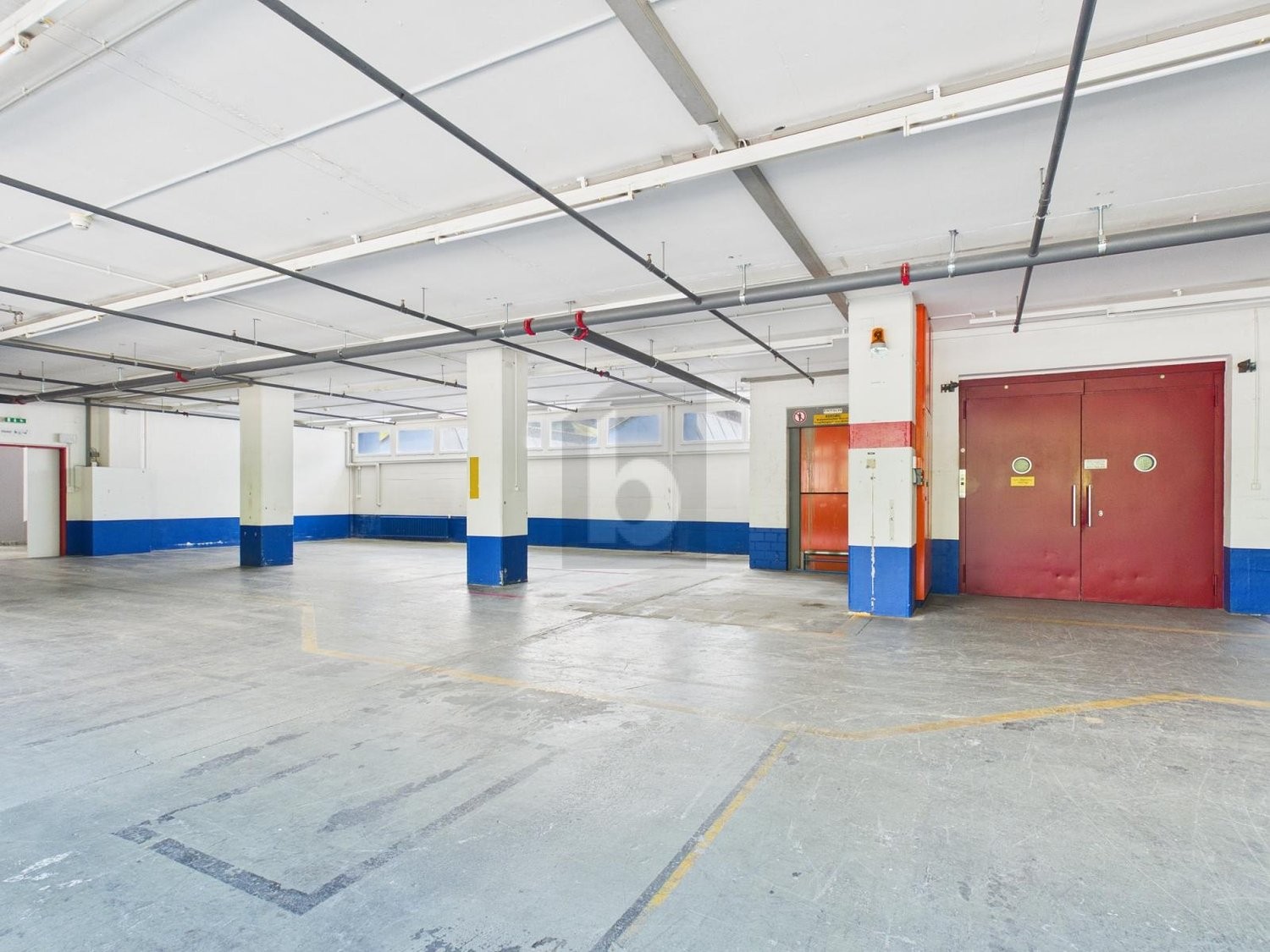 Local de stockage de 545m², photo 4 sur 4