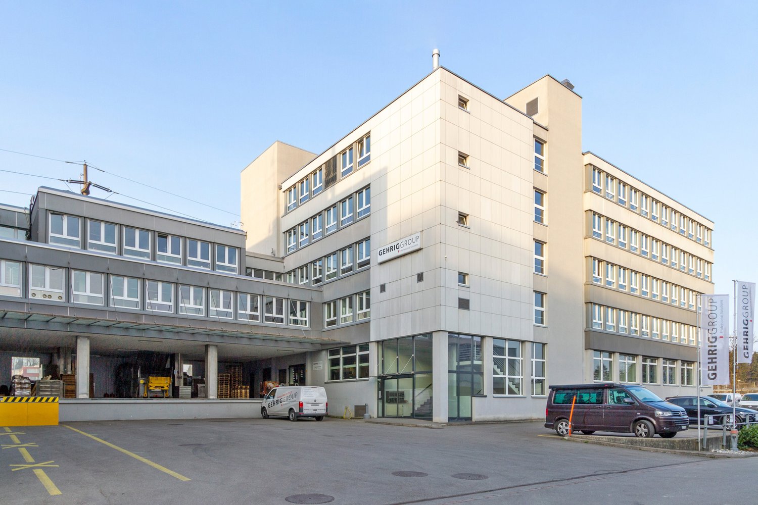 720m² bureau, photo 1 sur 10