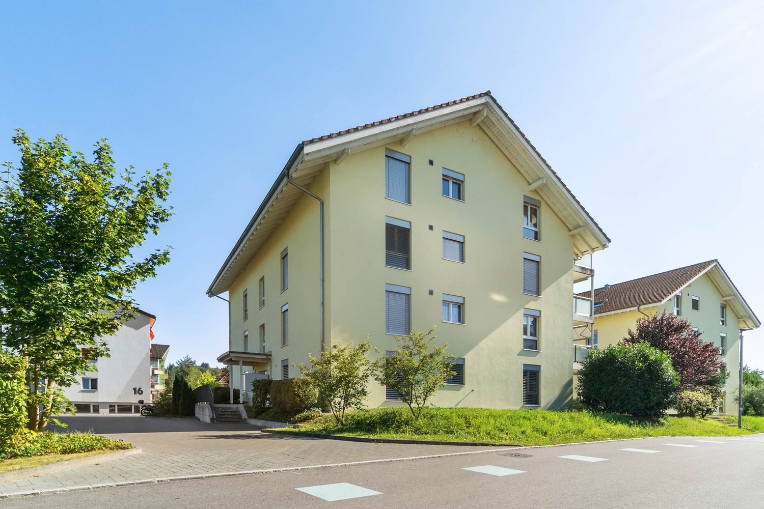 Appartement mansardé de 3 ½ pièces, photo 1 sur 8