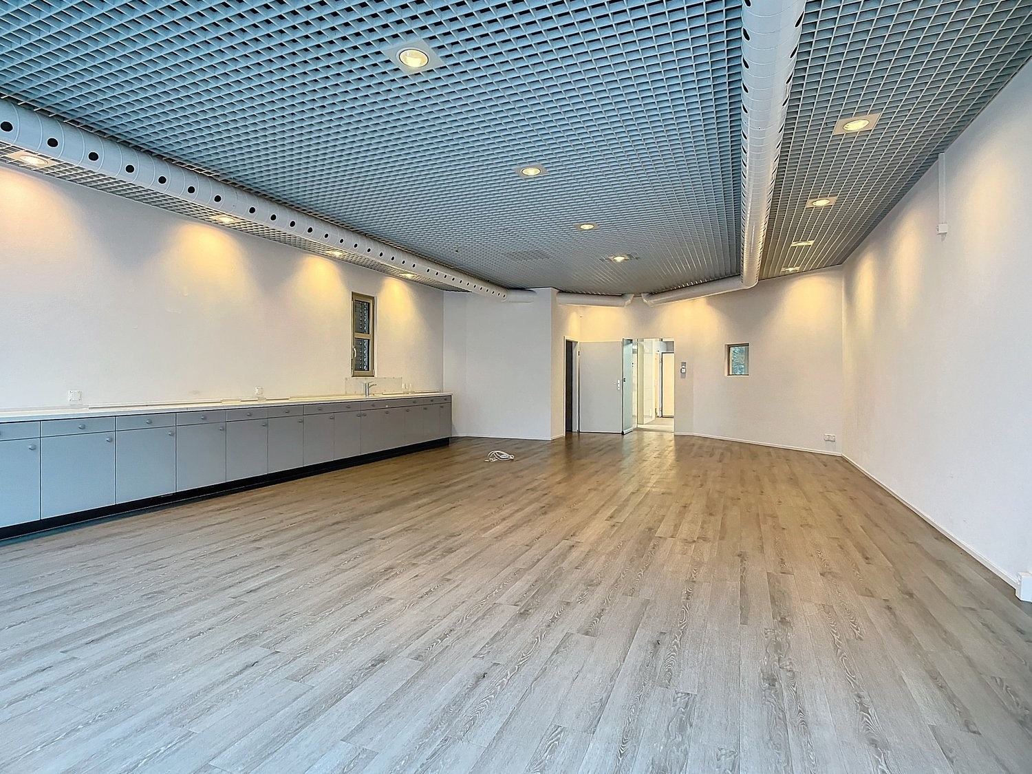 Magasin de 90m²
