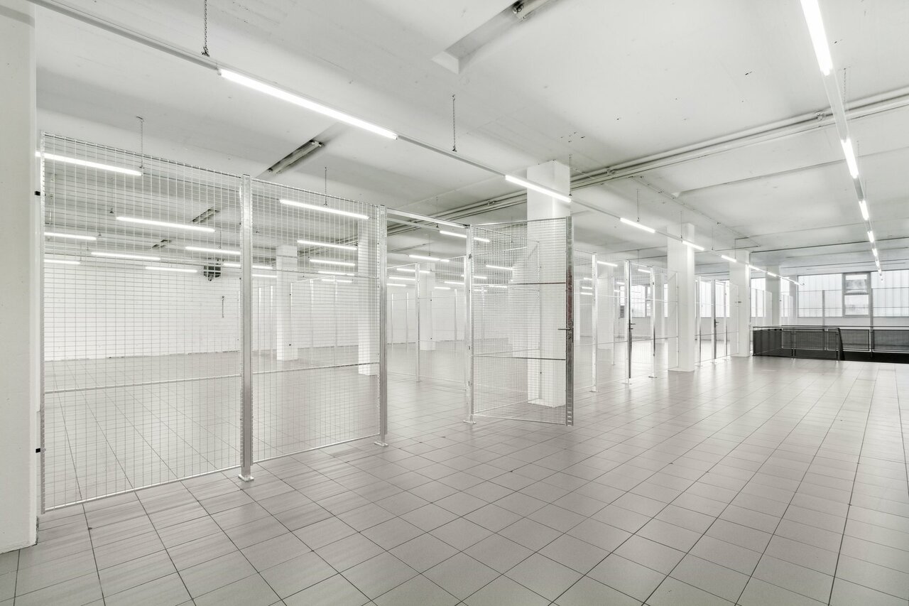 Local de stockage de 369m²