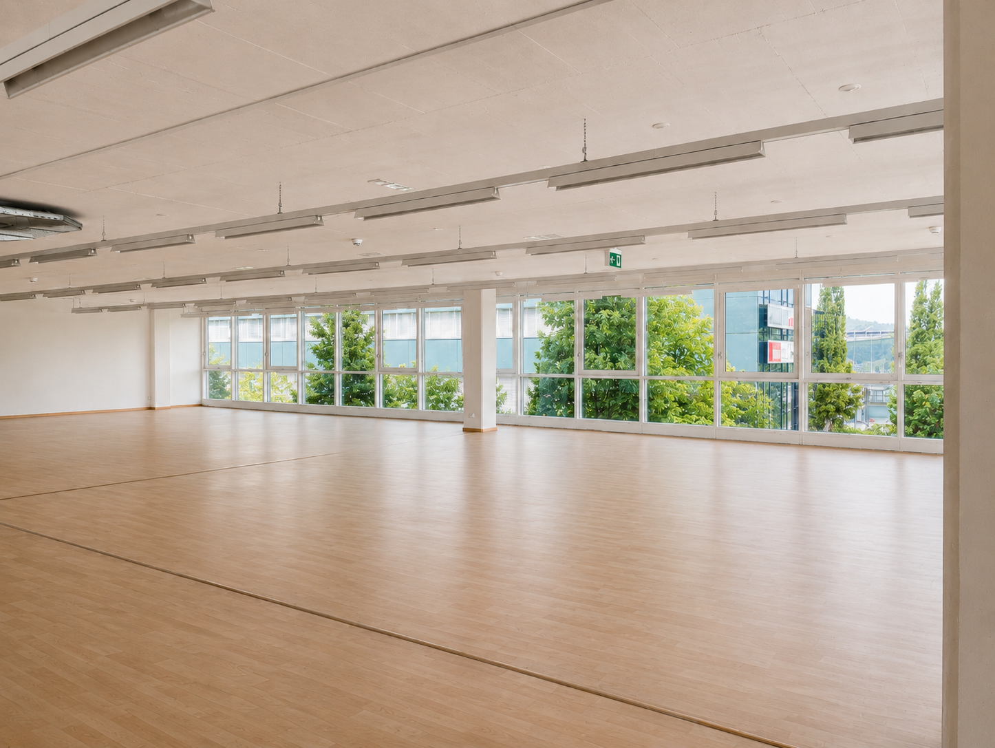 549m² bureau