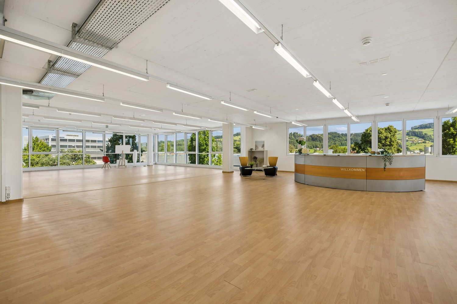 549m² bureau