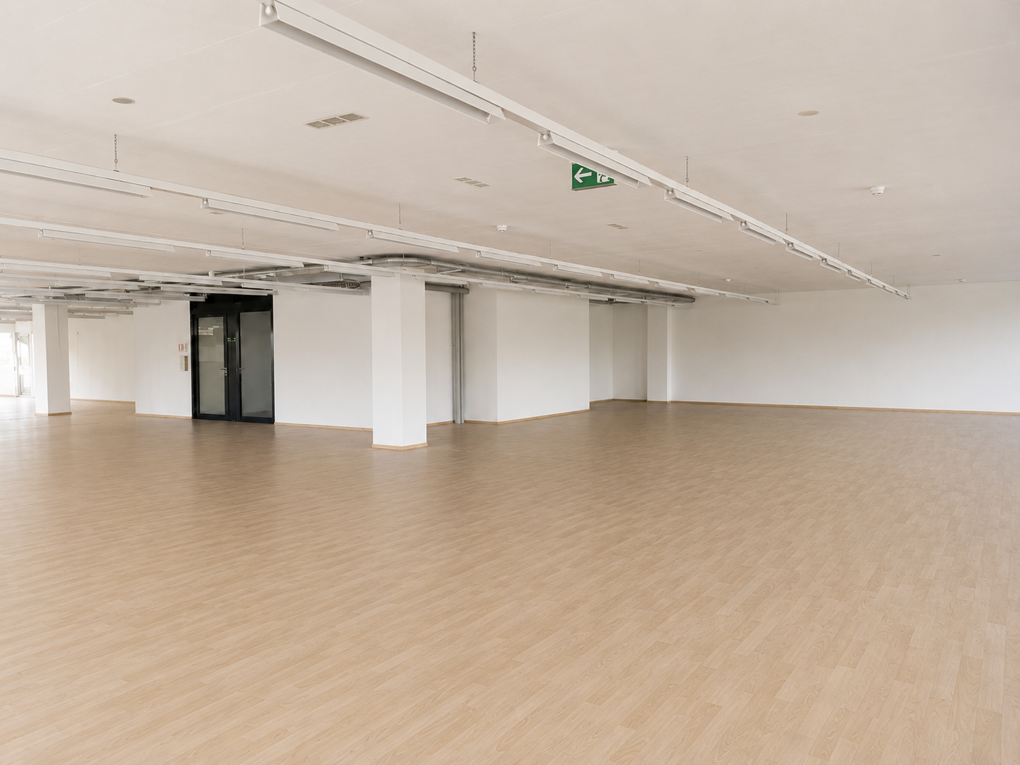 549m² bureau