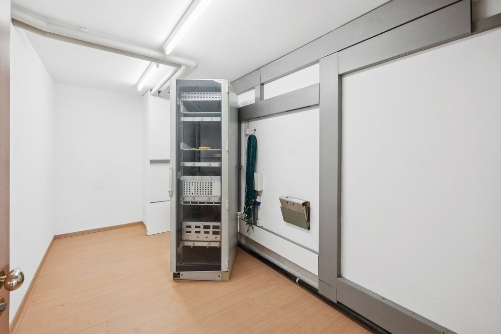 95m² de bureau, photo 6 sur 9