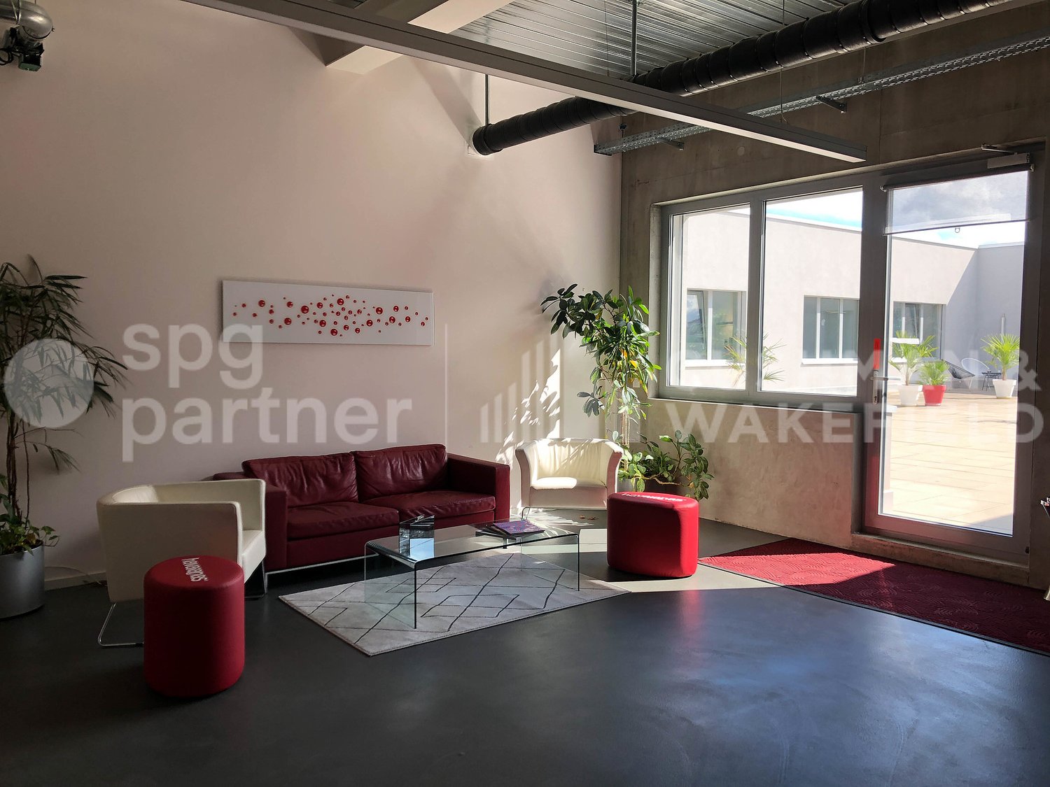 317m² office