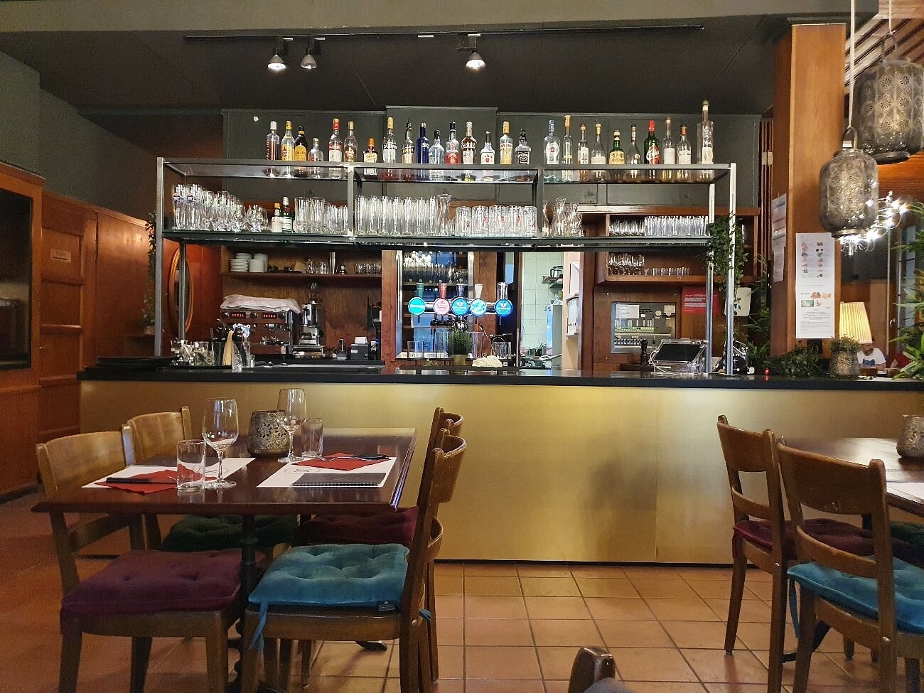 260m² commercial