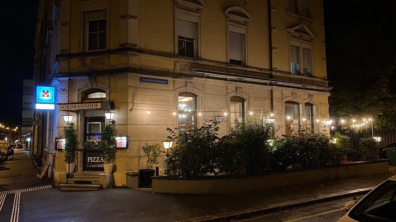 260m² commercial