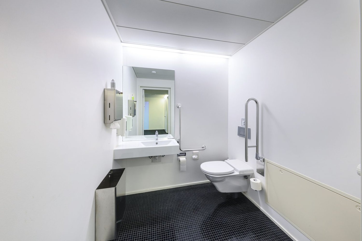 210m² office, photo 10 sur 10