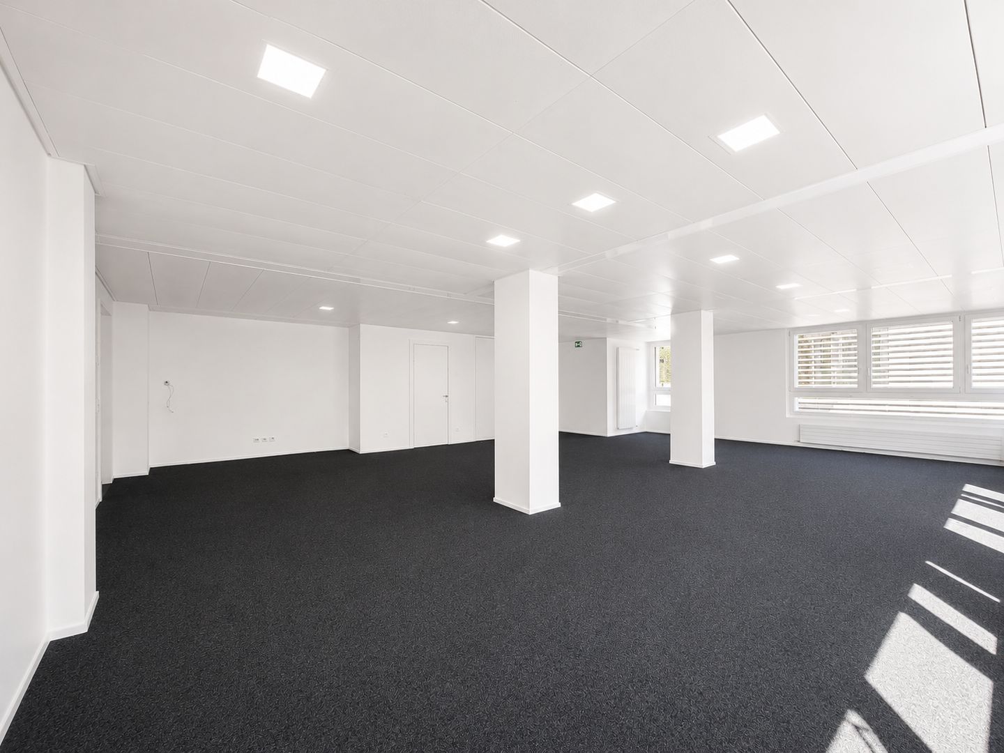 210m² office, photo 4 sur 10