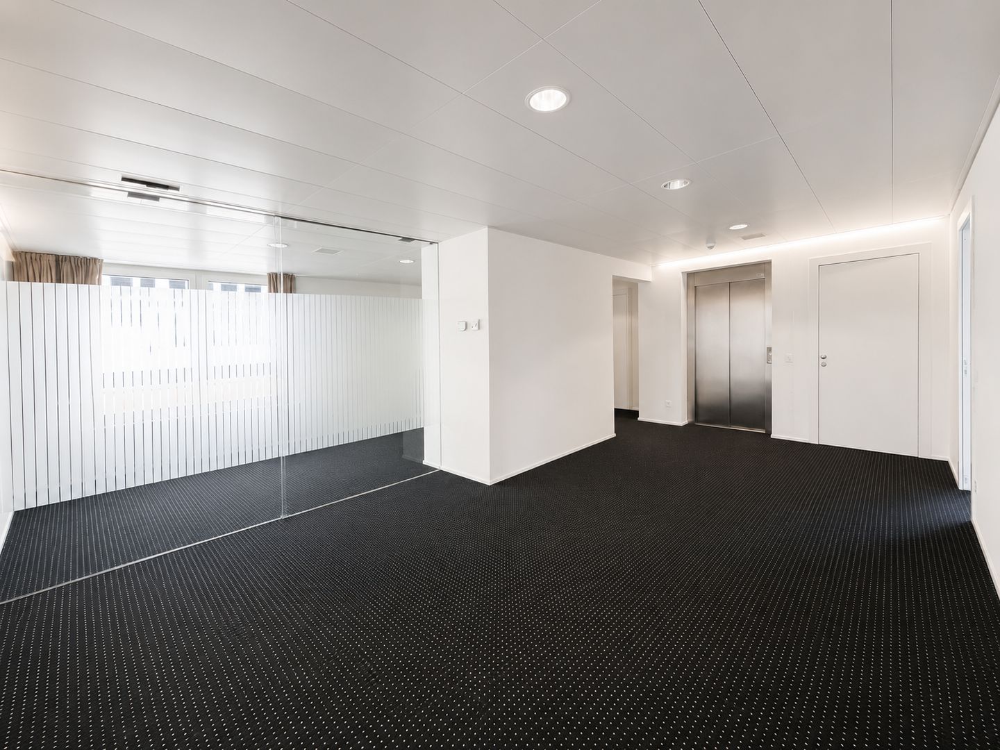 210m² office, photo 5 sur 10
