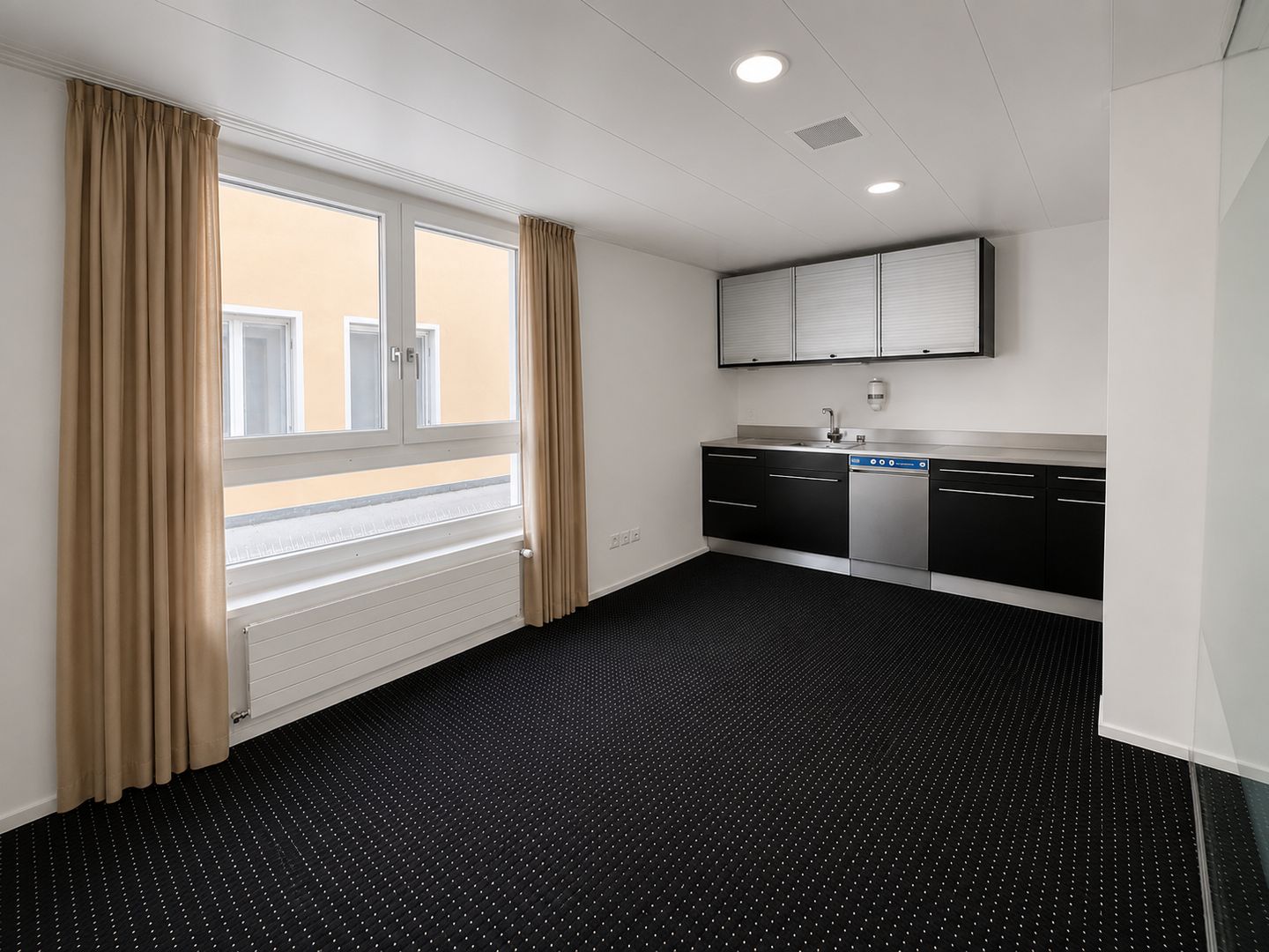 210m² office, photo 9 sur 10