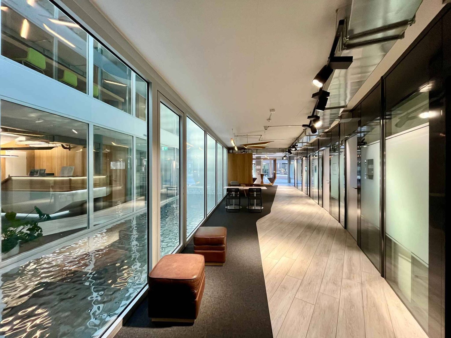 450m² office, photo 2 sur 9