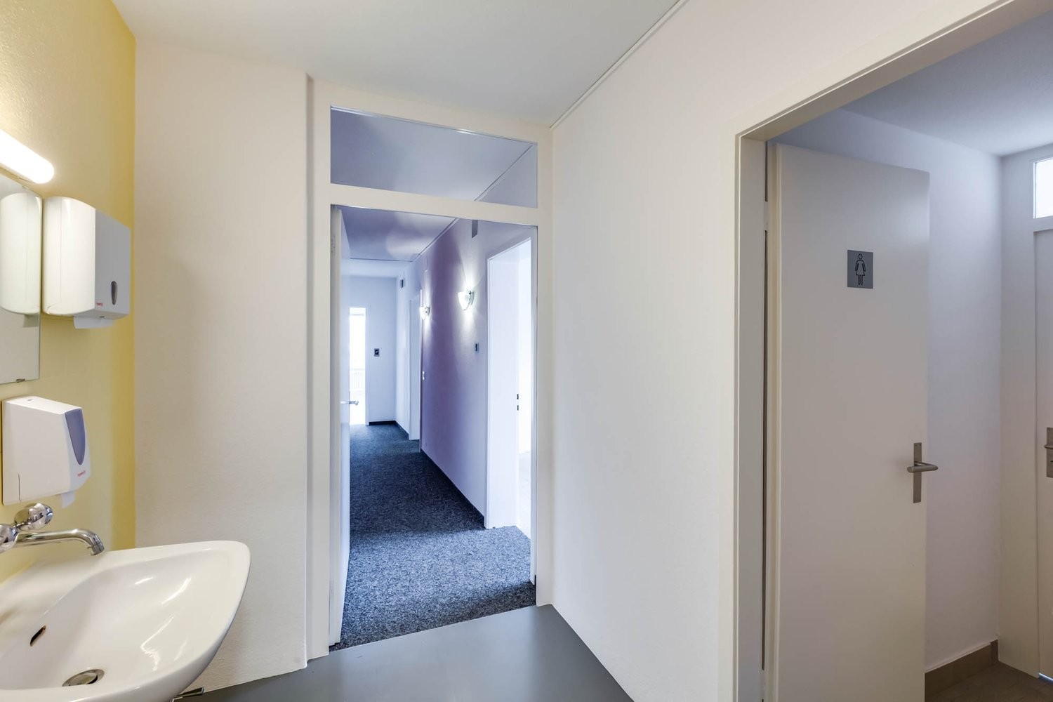 96m² bureau