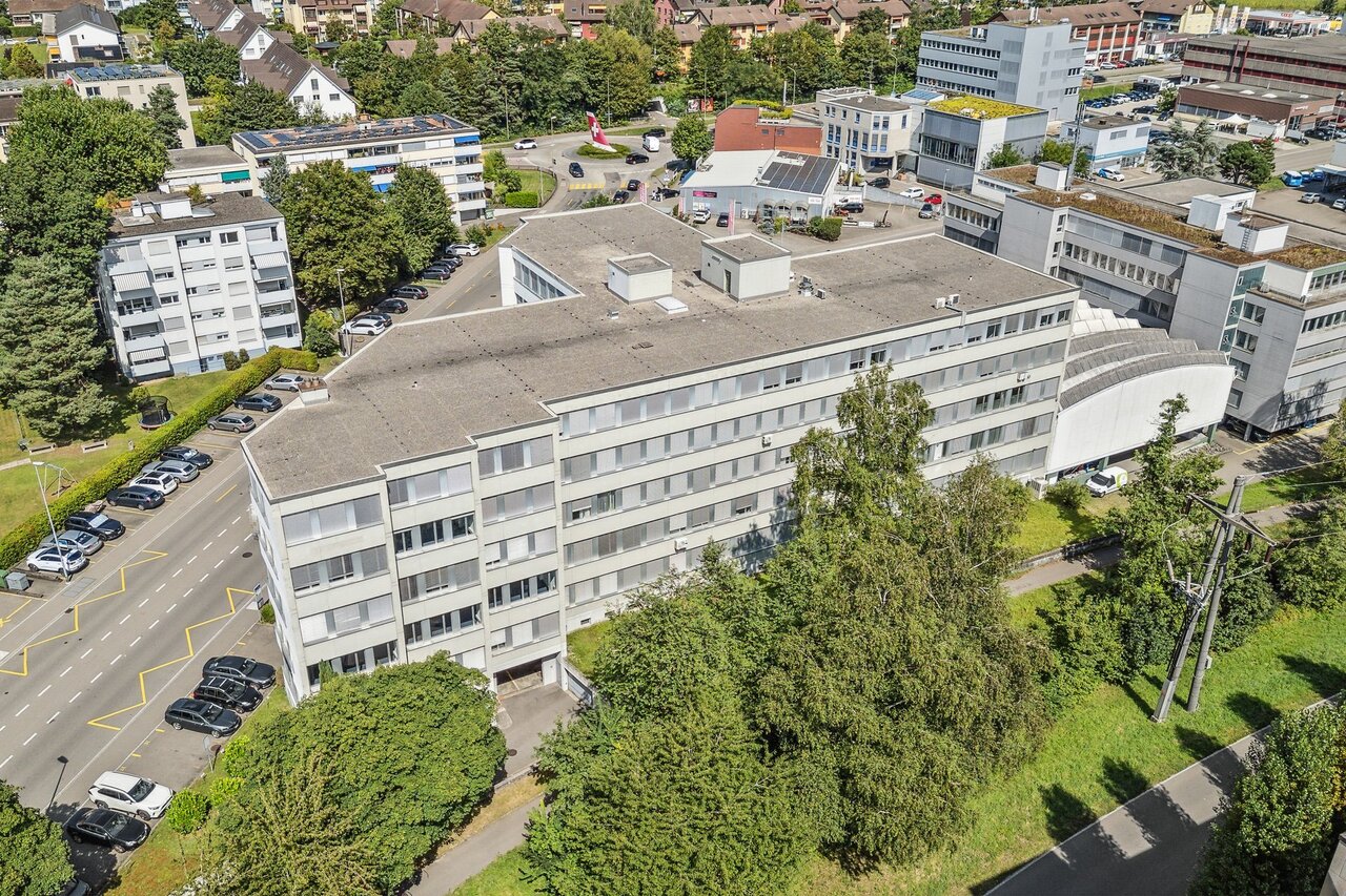 1300m² office, photo 1 sur 10
