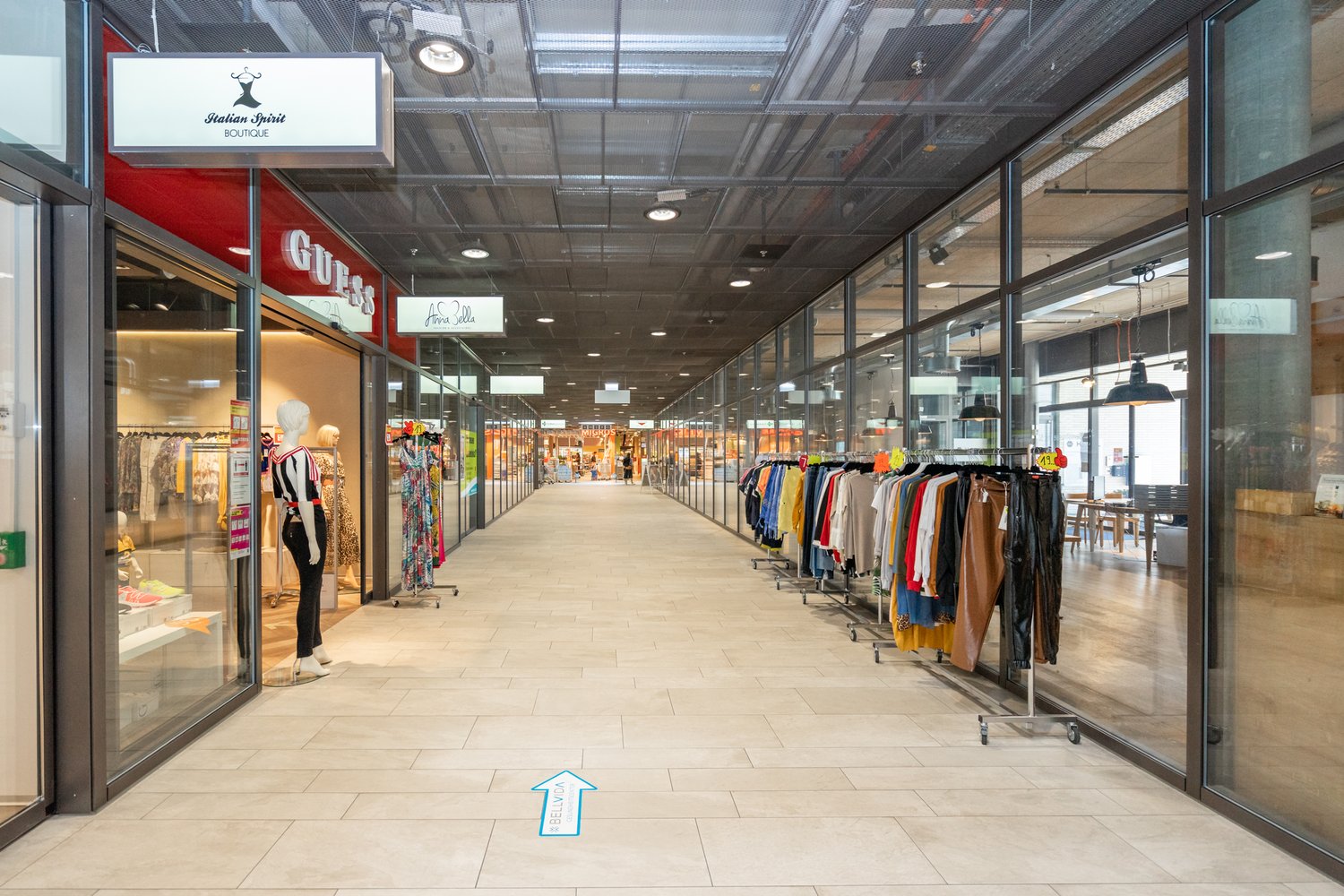 170m² centro commerciale
