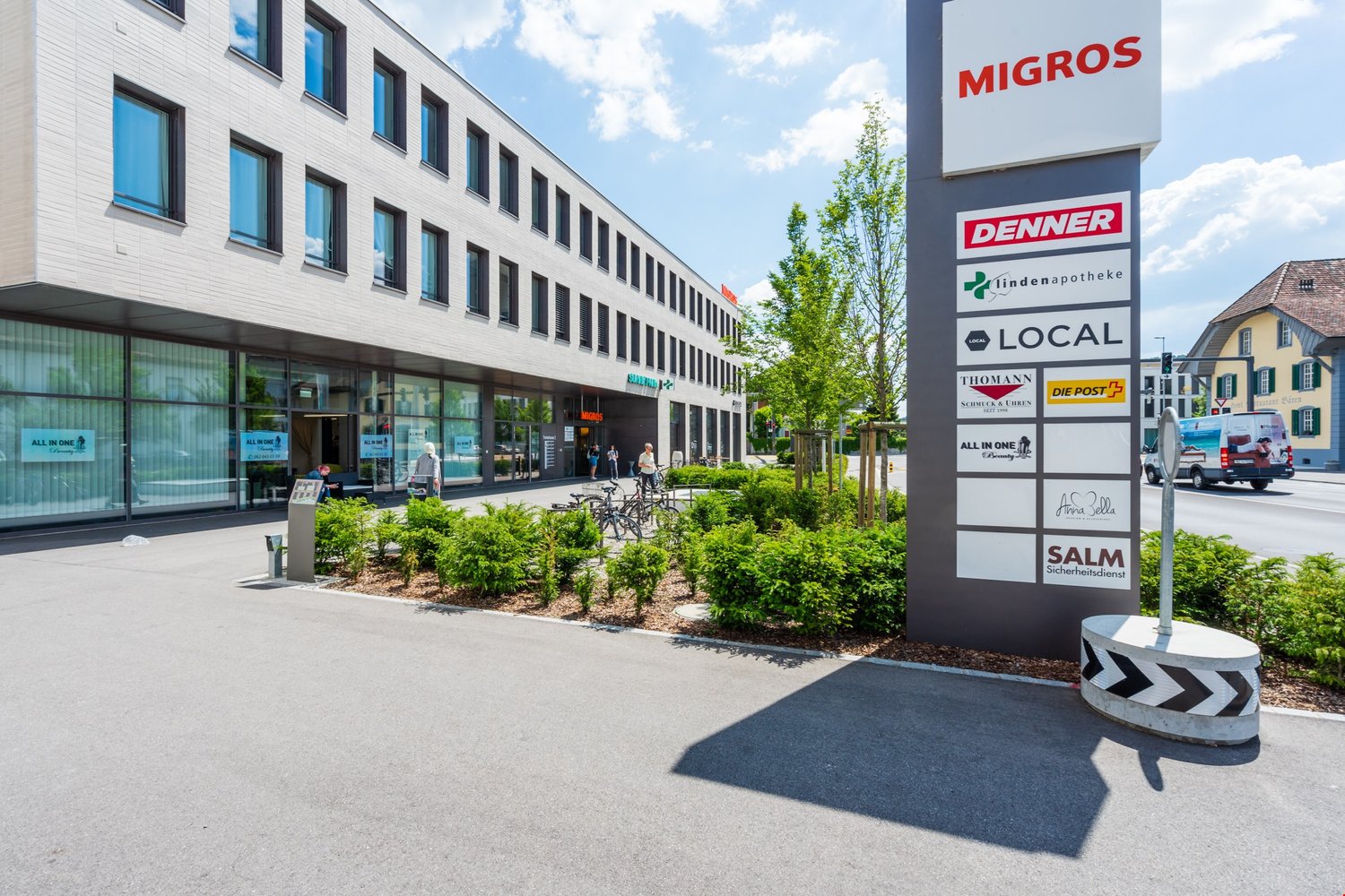 170m² centro commerciale