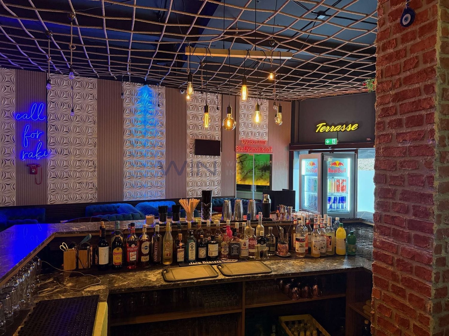 Bar de 550m²