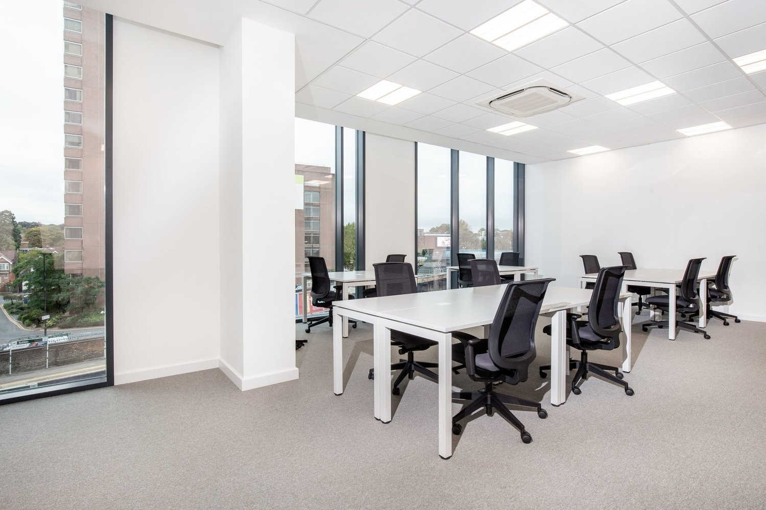 Office, photo 2 sur 8