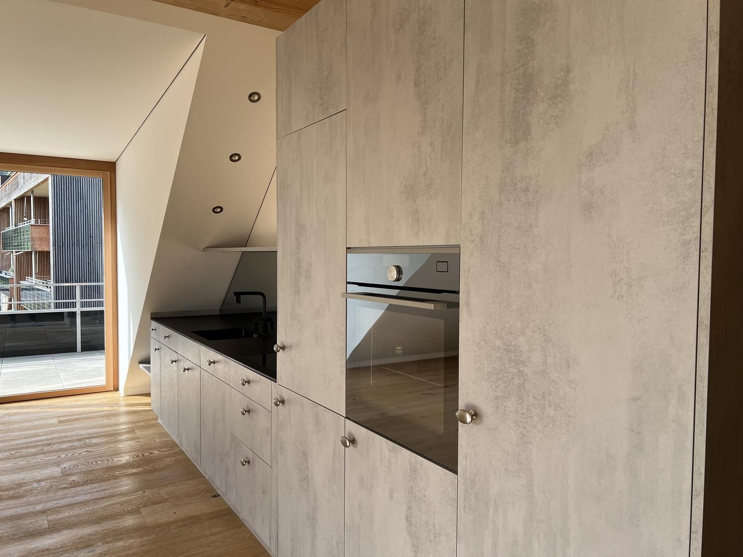 Appartement mansardé de 3 ½ pièces, photo 2 sur 6