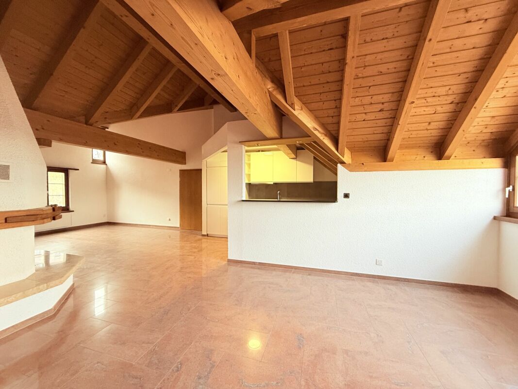 2 ½ pièces appartement au dernier étage, photo 2 sur 9