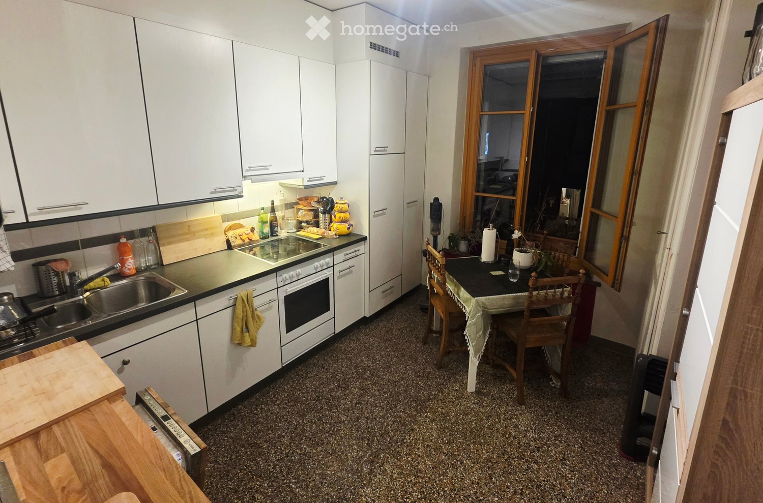 1 room single room