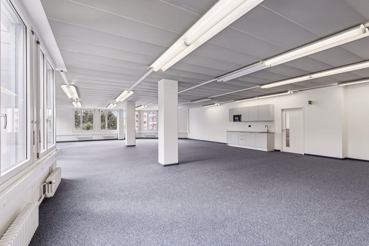 158m² bureau, photo 5 sur 10
