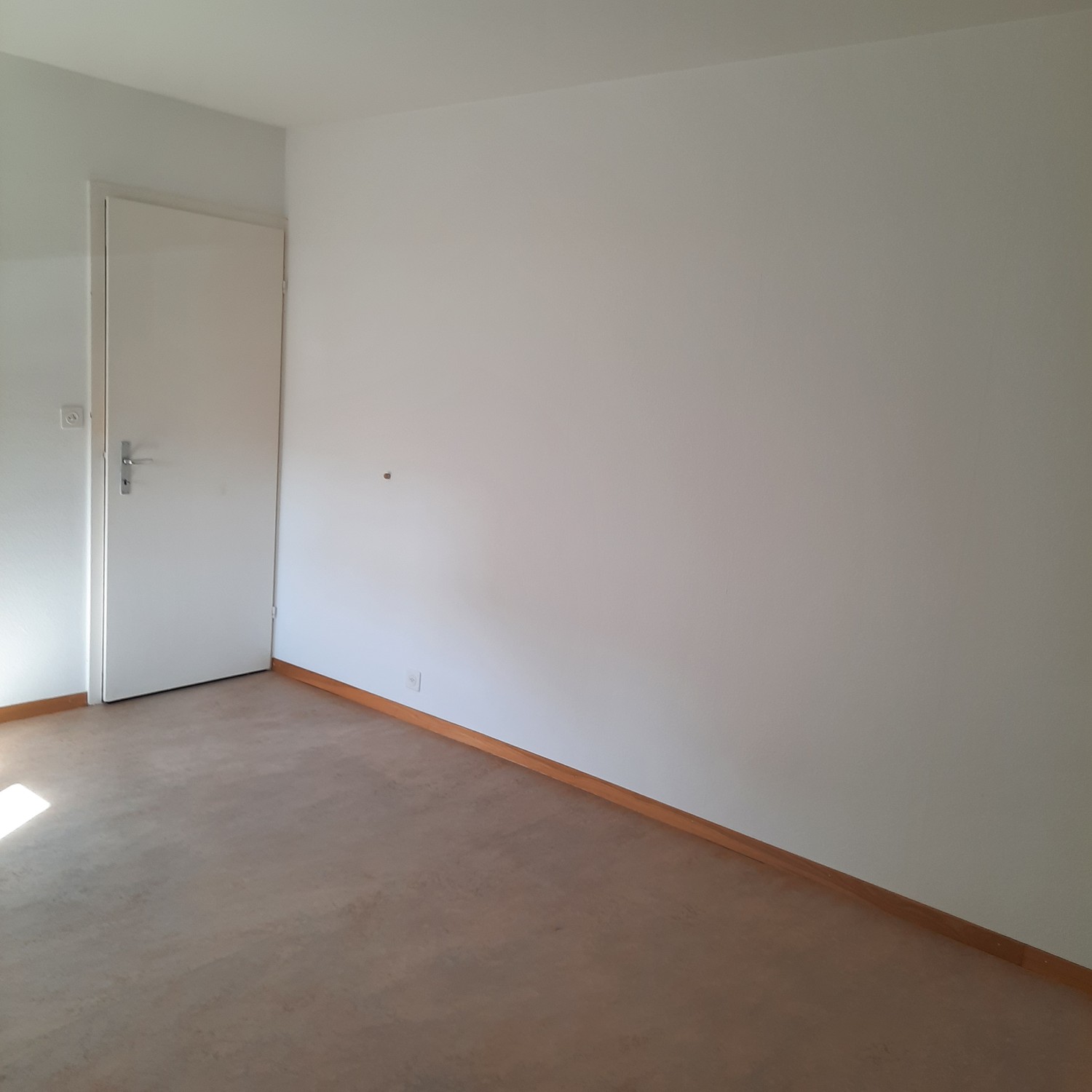 Chambre dans un appartement partagé, photo 2 sur 3
