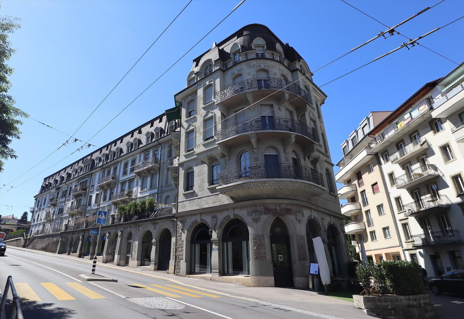 378m² restaurant, photo 1 sur 3