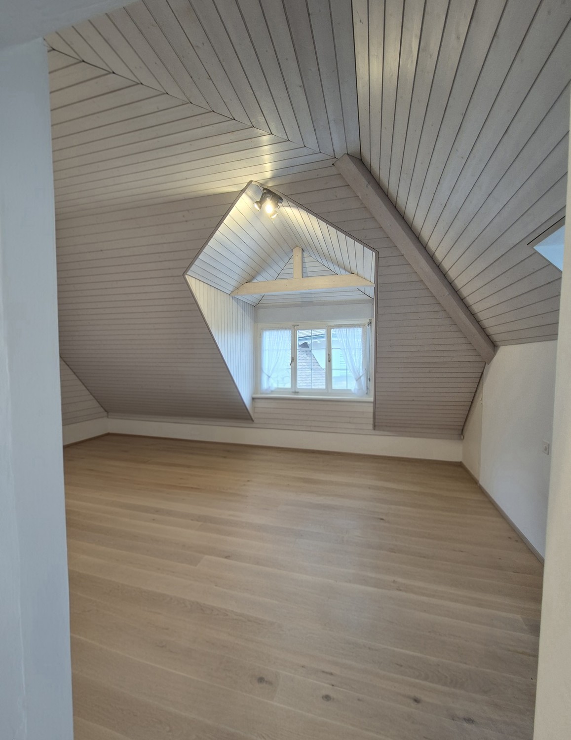 Appartement de 2 ½ pièces, photo 1 sur 10