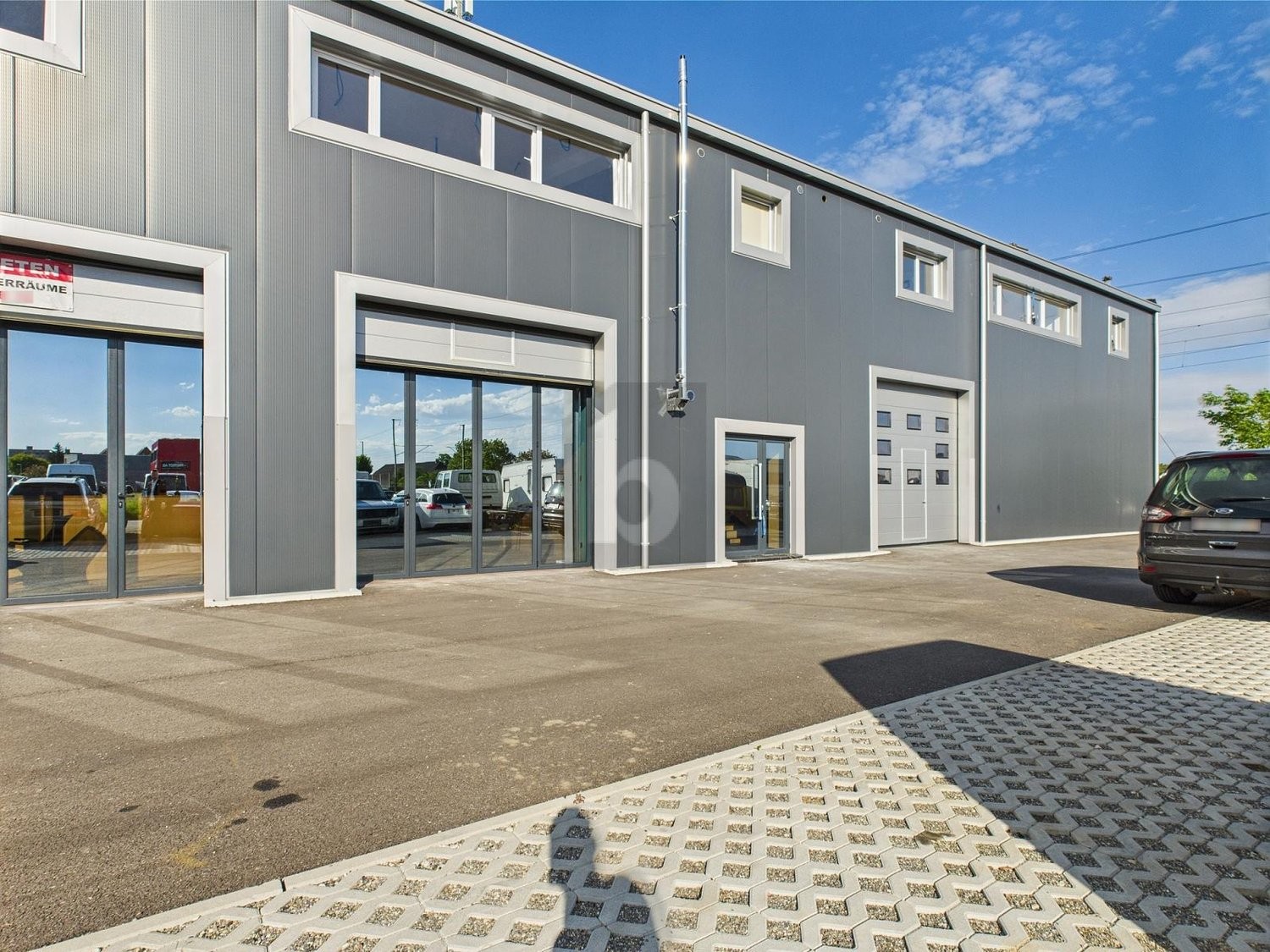 Bureau de 148m², photo 2 sur 4