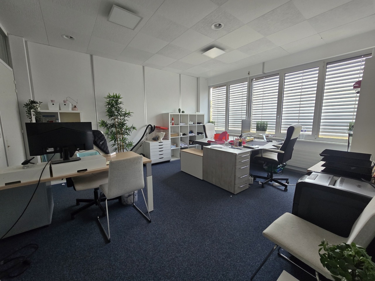 92m² office, photo 4 sur 7