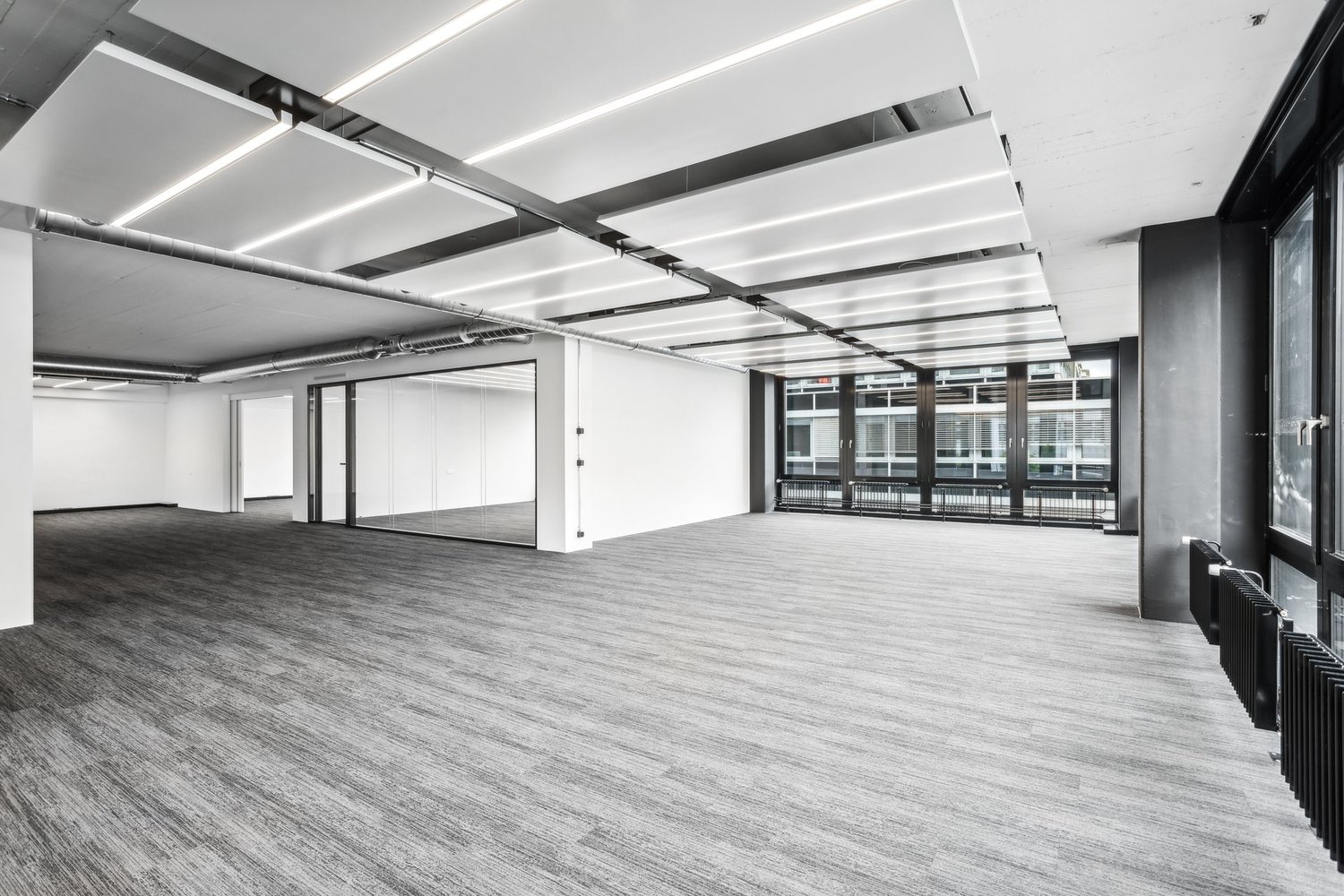 880m² bureau