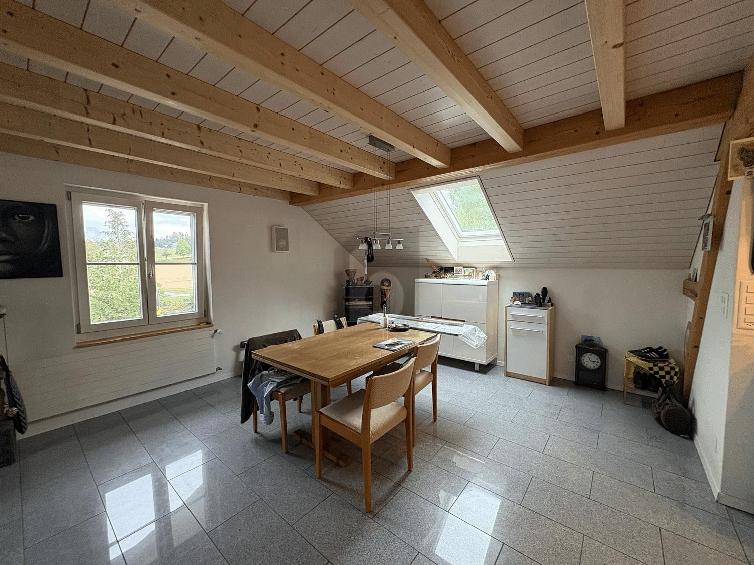 Appartement sous les combles de 3 ½ pièces, photo 1 sur 4