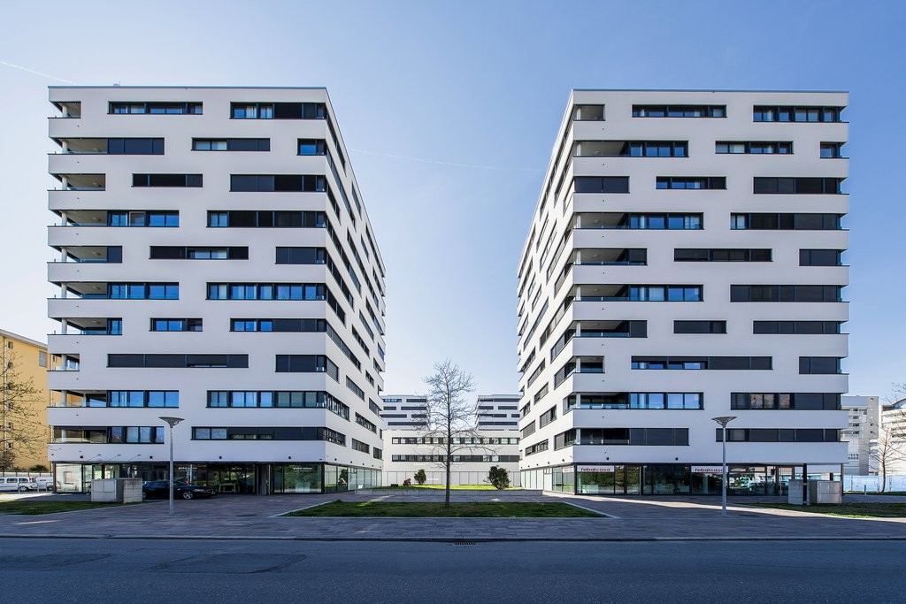 Commerce de 179m²