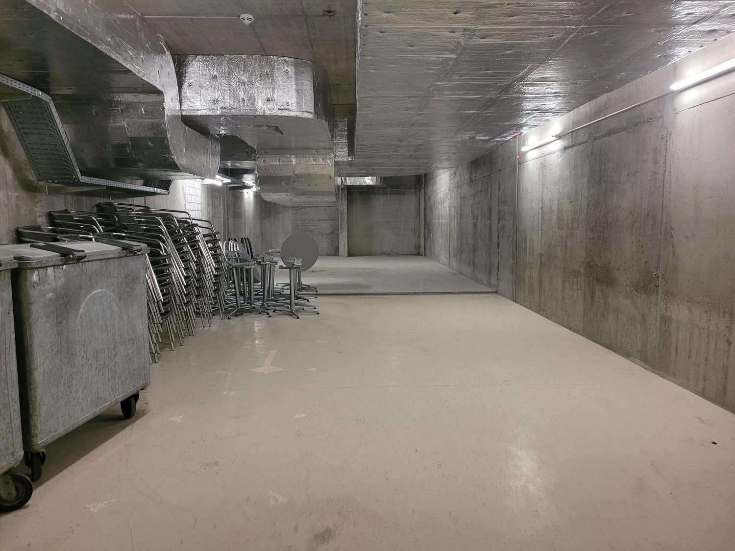 116m² pièce de stockage