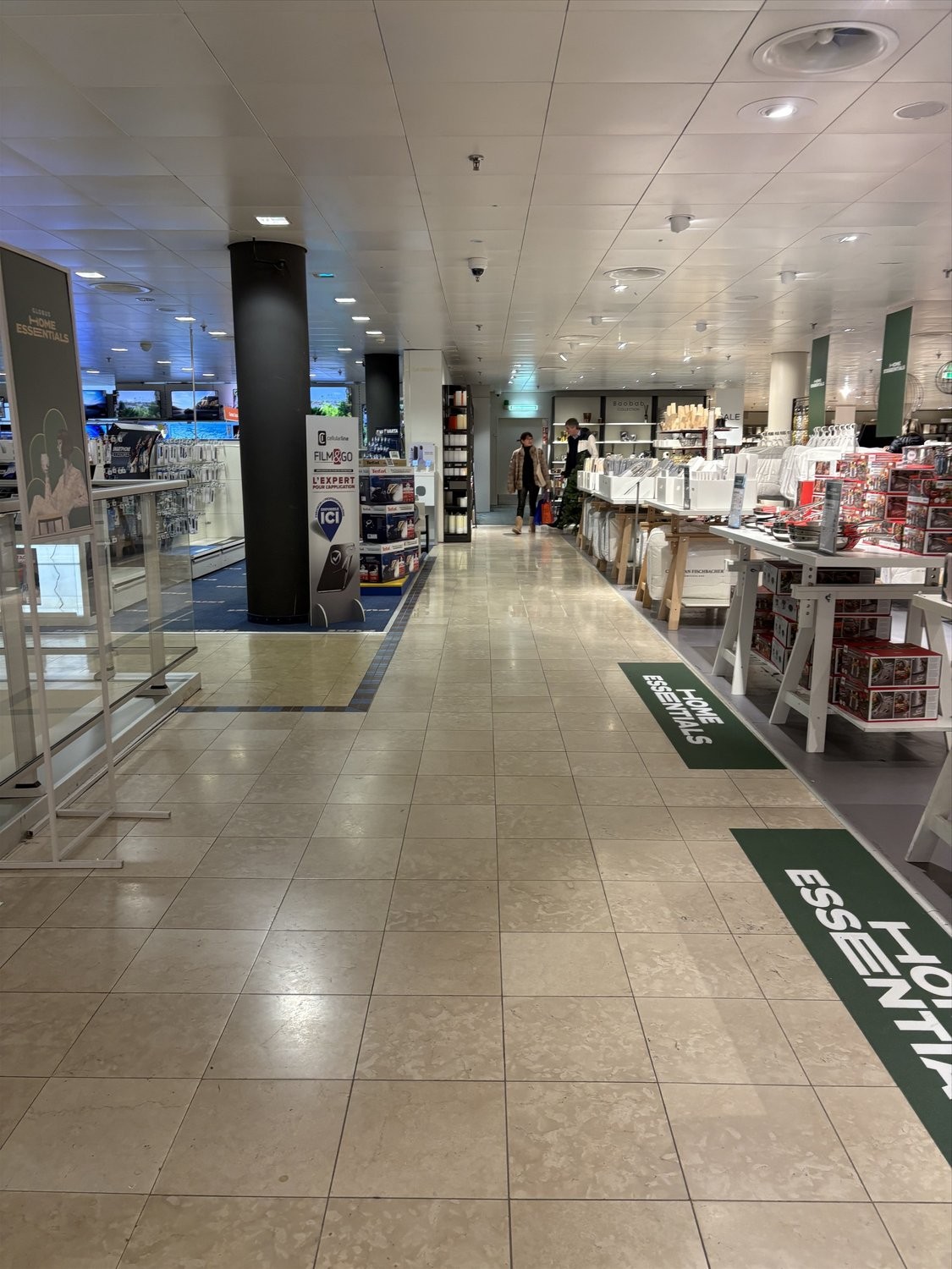 519m² shop, photo 6 sur 6