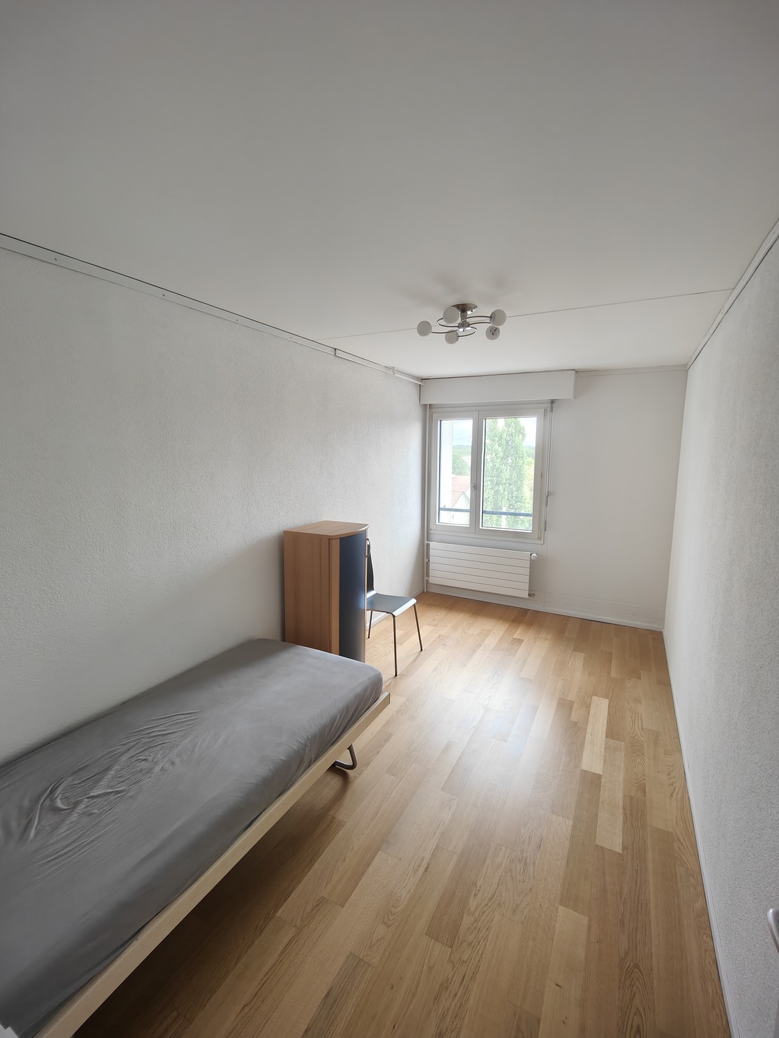 Chambre en colocation, photo 2 sur 5
