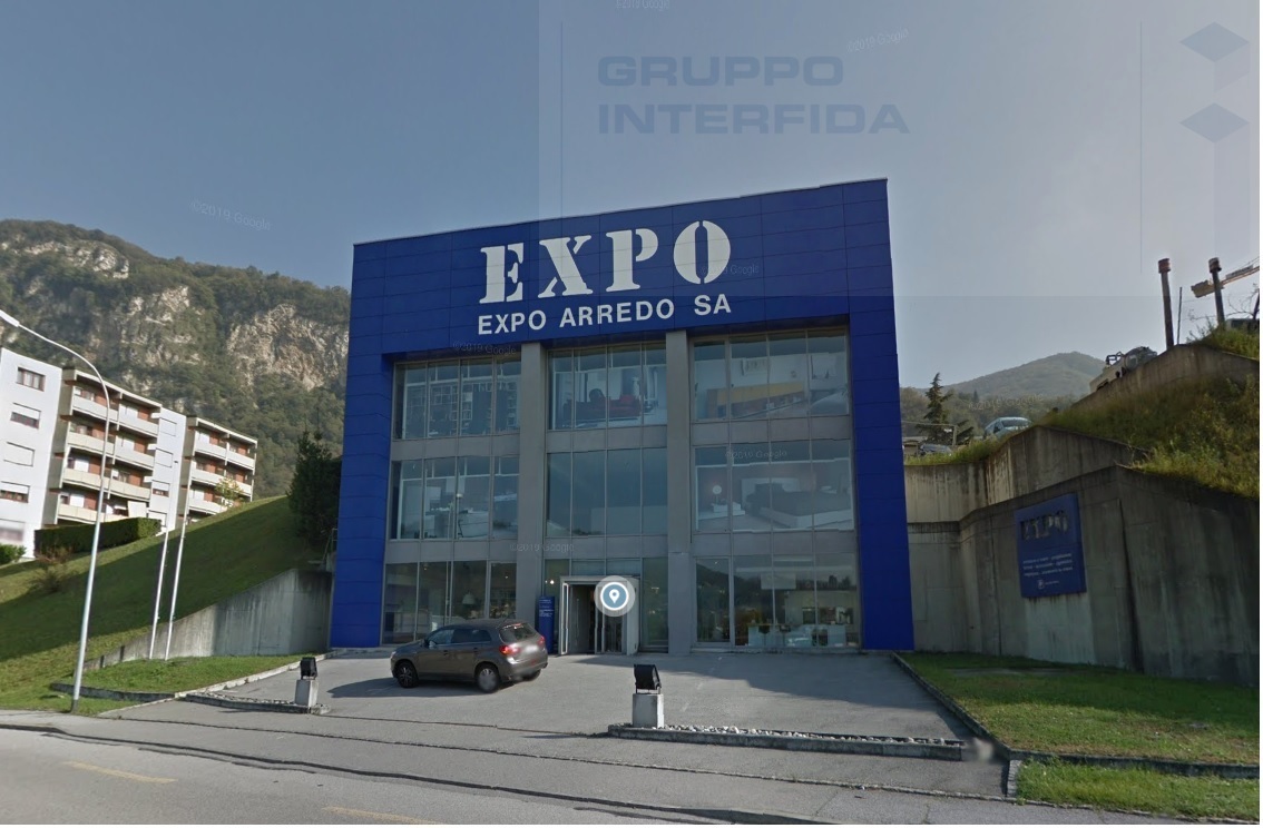 280m² commercial, photo 1 sur 7
