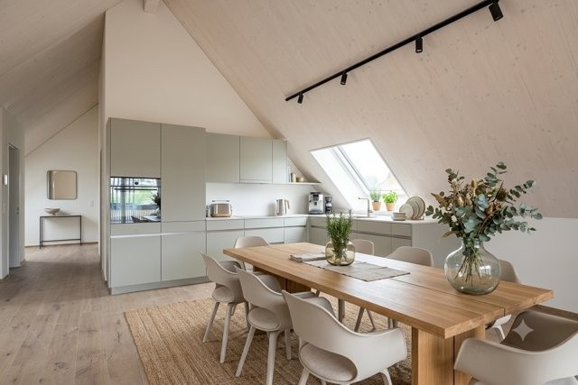 Appartement en attique de 2 ½ pièces
